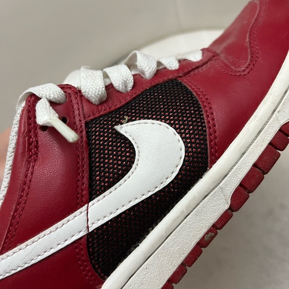 Red cherry Nike dunks - Picture 2 of 2